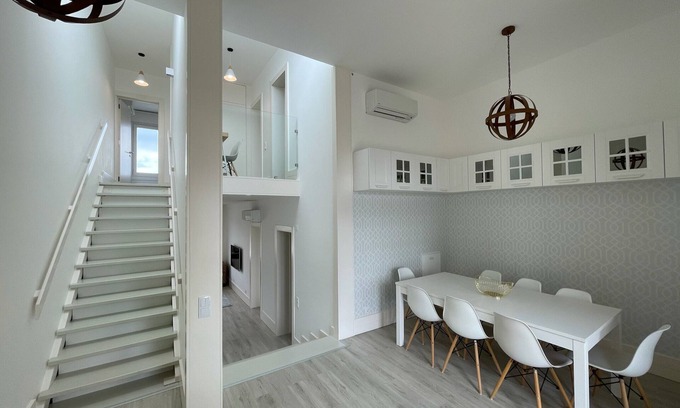 Carvalhal Apartment | Beautiful penthouse apartment with terrace - 4 minutes walk to the beach