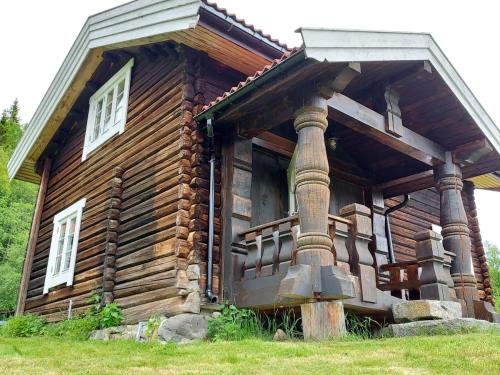 Sigdal House | Beautiful place among forests and fields in a good old style
