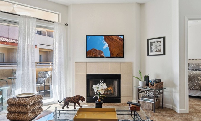 North Mountain Condo | Beautiful Pointe Resort Condo At Tapatio Cliffs - Phoenix North Mountain