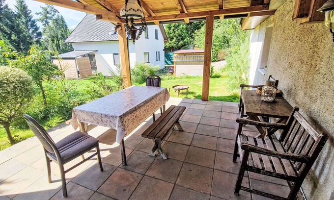 Karlovy Dvory House | Beautiful private villa for 6 people with WIFI, TV, terrace and pets allowed