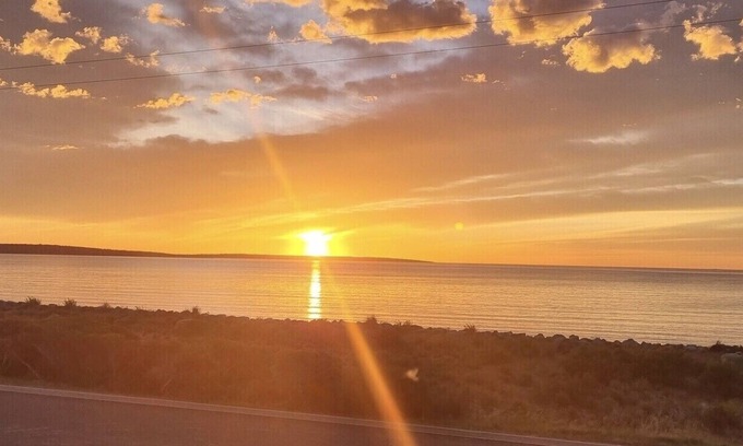North Shields House | Beautiful private home overlooking the stunning Boston Bay and Port Lincoln.