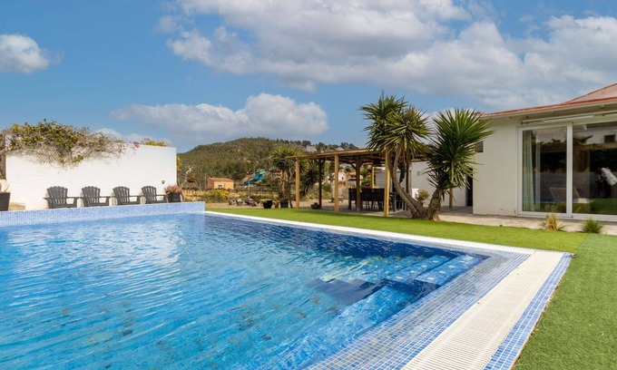 Vespella de Gaia House | Beautiful private villa for 10 people with private pool, WIFI, TV, patio, pets allowed and parking