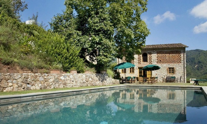 Pescaglia Villa | Beautiful private villa with WIFI, private pool, TV, patio and panoramic view, close to Lucca