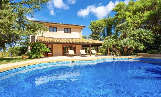 Valderice Villa | Beautiful private villa for 8 guests with WIFI, A/C, private pool, TV, patio and parking