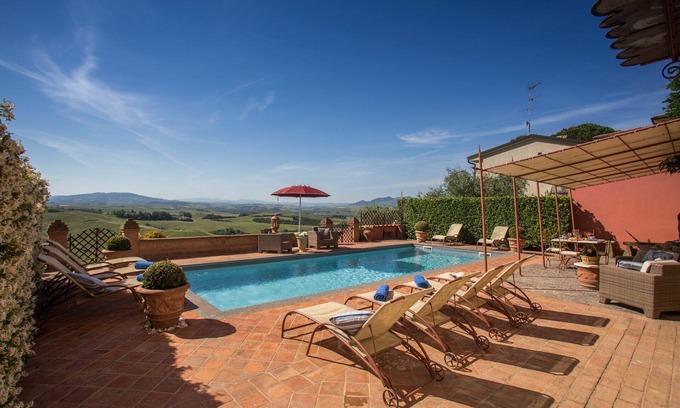Fabbrica Villa | Beautiful private villa for 13 people with A/C, pool, WIFI, TV, panoramic view and parking