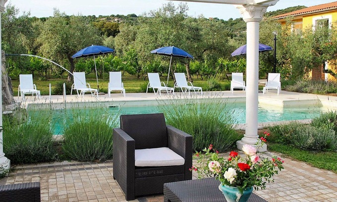 Itri Villa | Beautiful private villa for 14 guests with WIFI, A/C, private pool, TV, patio and pets allowed
