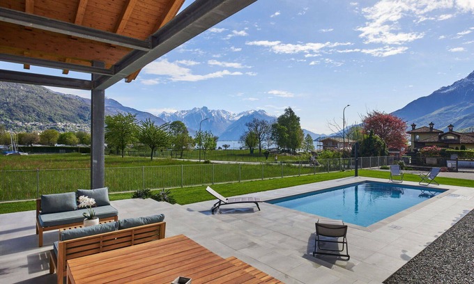 Dongo House | Beautiful private villa for 5 guests with private pool, TV, terrace and parking