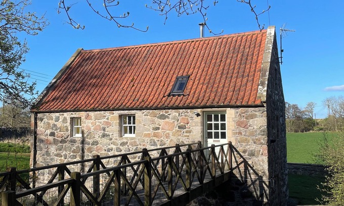 Banff House | Beautiful Renovated Mill near Portsoy and the beach