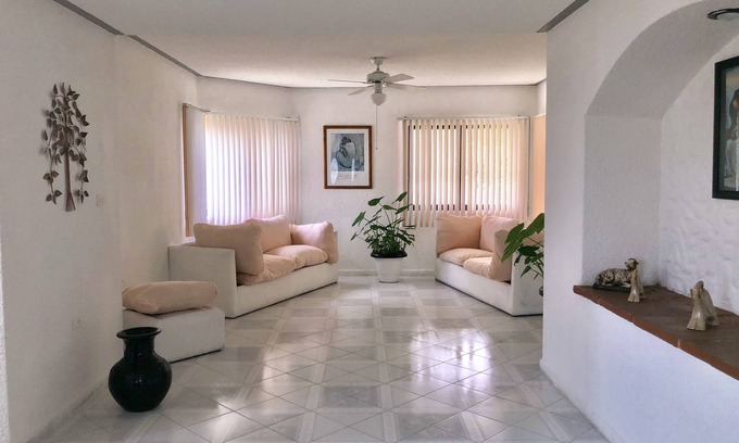 Lomas de Cocoyoc House | Beautiful rest house for 6 people