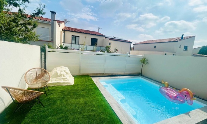 Perpignan Bed & Breakfast | Beautiful room in new villa with swimming pool