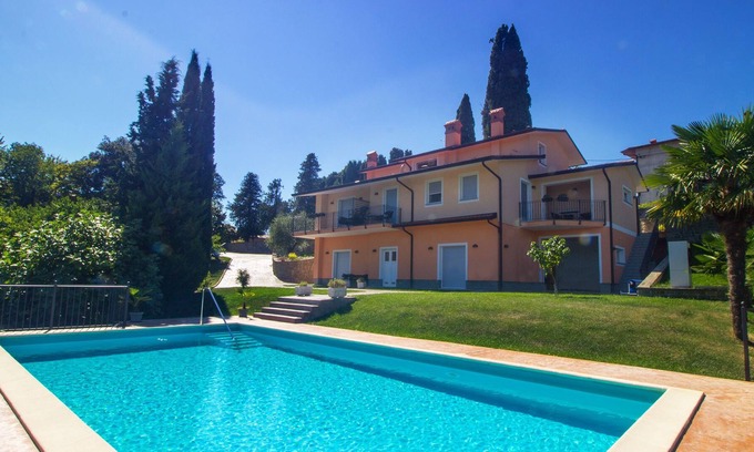 Brda Apartment | Beautiful Apartment in Vipolže with Swimming Pool
