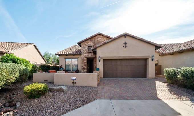 East Mesa House | Beautiful Single Story Home in Gated Las Sendas Community with Private Hot Tub