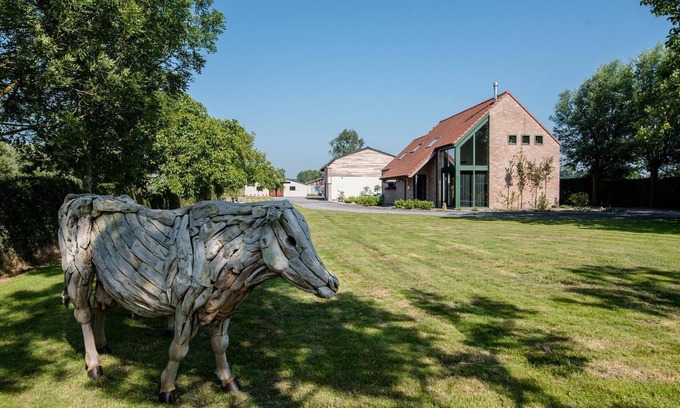 Assebroek House | Beautiful spacious holiday home in nature reserve in Bruges