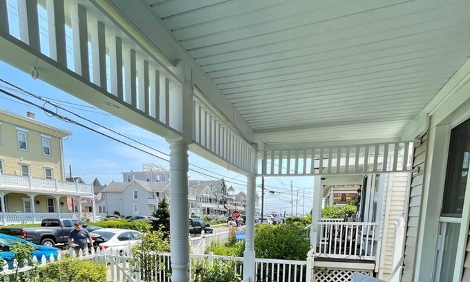 Ocean Grove Apartment | Beautiful, Spacious, Updated Victorian - One BLK from beach!