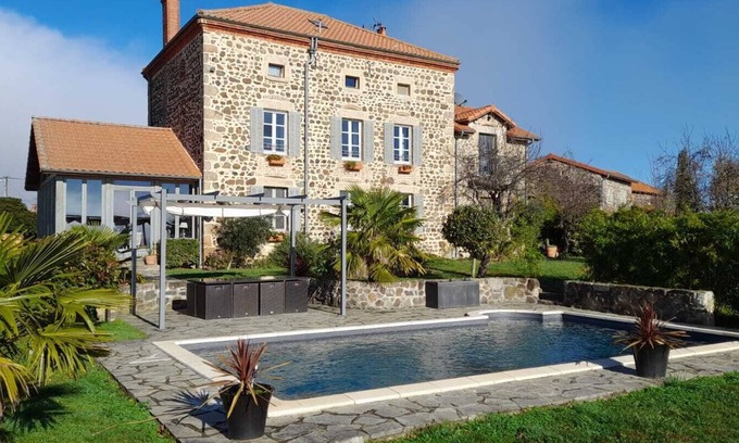 Usson House | Beautiful stone house , heated pool,1 hectare of land. Family friendly,local
