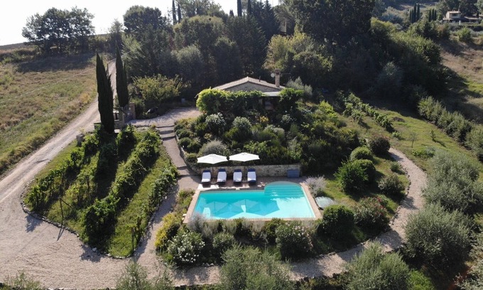 Collazzone Villa | Beautiful stone villa near Todi with private pool in stunning hillside setting