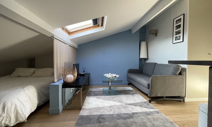 Charonne Apartment | Beautiful Studio of 18 m² at the center of Paris Place de la Nation and the Bois de Vincennes