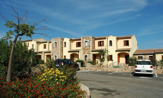 Case Peschiera-Lu Fraili House | Beautiful terraced house with pool, terrace and sea view