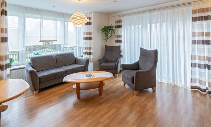Westeraccumersiel House | Beautiful terraced house Sieleck in a quiet location