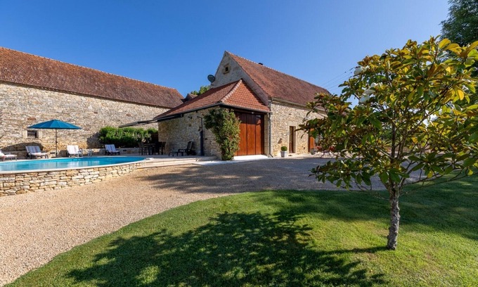 Rampoux House | Beautiful totally restored holiday house with private pool