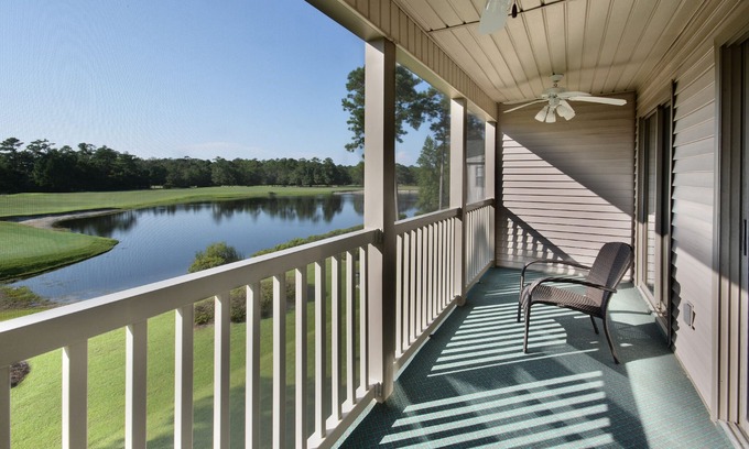 Pawleys Island Condo | Beautiful updated 2 bd condo on True Blue golf course. Minutes to everything!