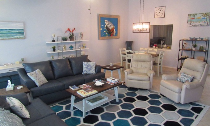 Palmer Ranch Condo | BEAUTIFUL UPDATED CONDO CLOSE TO SIESTA KEY BEACH