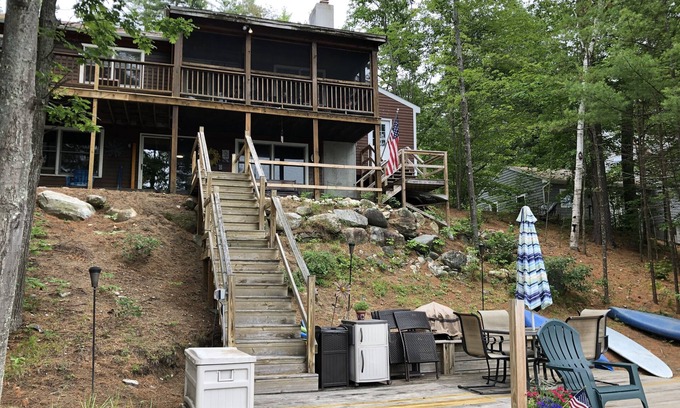 East Wakefield House | BEAUTIFUL VIEWS AND STUNNING SUNSETS AT THIS LAKEFRONT HOME!