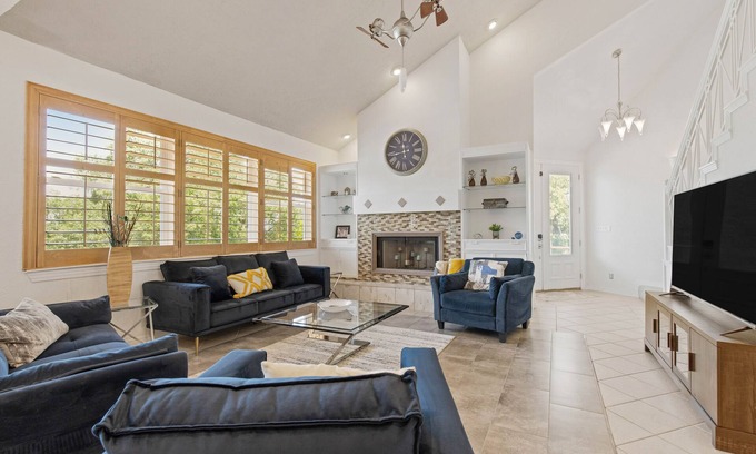 Granbury House | Beautiful views of Lake Granbury