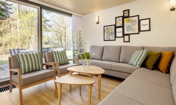 Zeewolde House | Beautiful villa for 8 guests with pool, WIFI, TV, terrace and parking