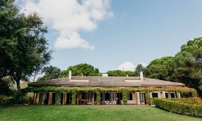 Vila Nogueira de Azeitao Cottage | Beautiful Villa in Azeitão