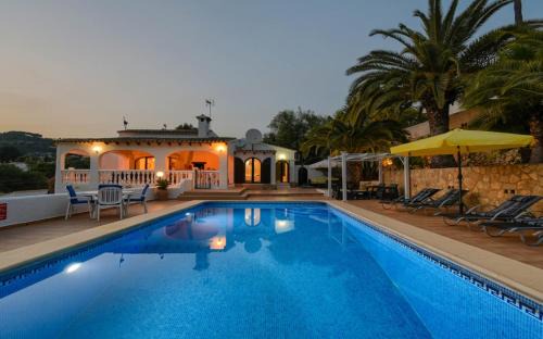 Benissa Coast Villa | Beautiful villa near the sea and golf course
