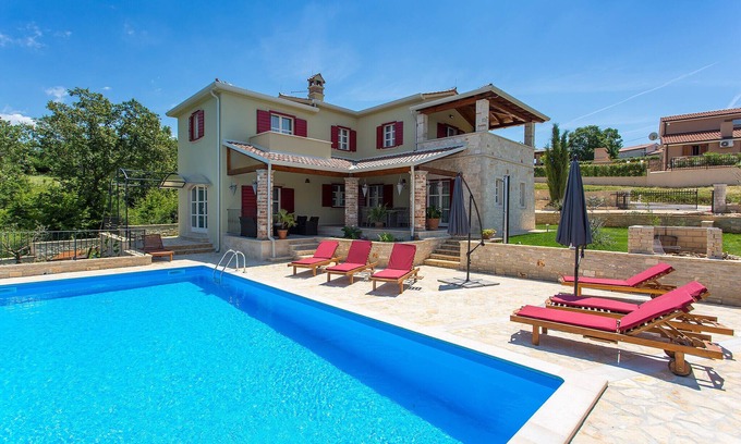 Montizana Villa | Beautiful villa Stupenda with whirlpool in Porec