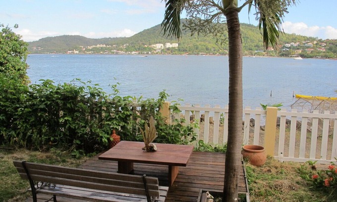 Tartane Villa | Beautiful villa T6 by the sea with a magnificent view of the bay