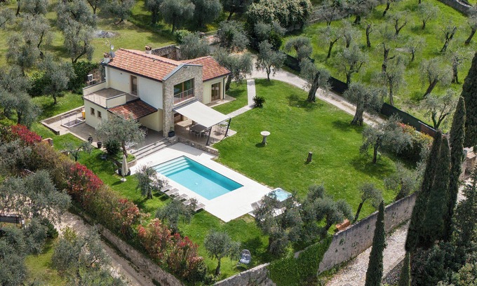 Campagnola Villa | BEAUTIFUL VILLA WITH ALL THE COMFORTS