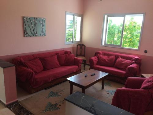 Oulad Khallouf Villa | Beautiful villa with large private pool