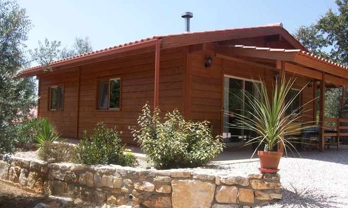 Ansiao House | Beautiful Wooden Lodge Set In Olive Grove With Shared Pool.Close To Amenities