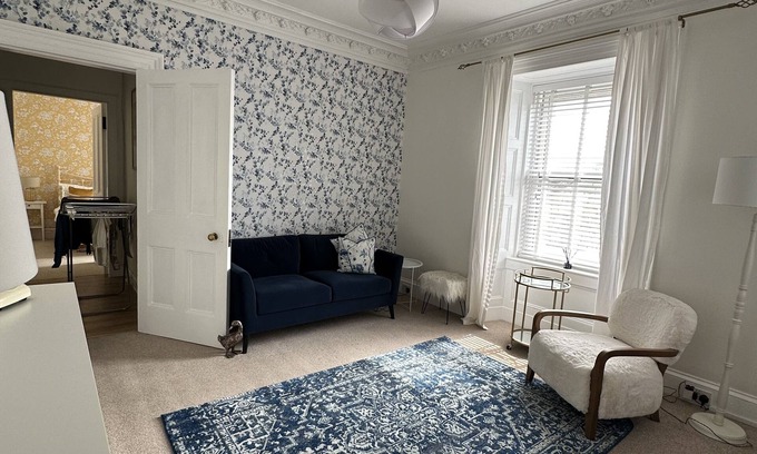 Ayr Apartment | Beautifully furnished flat with sea view, and 50m walk to the seafront in Ayr.