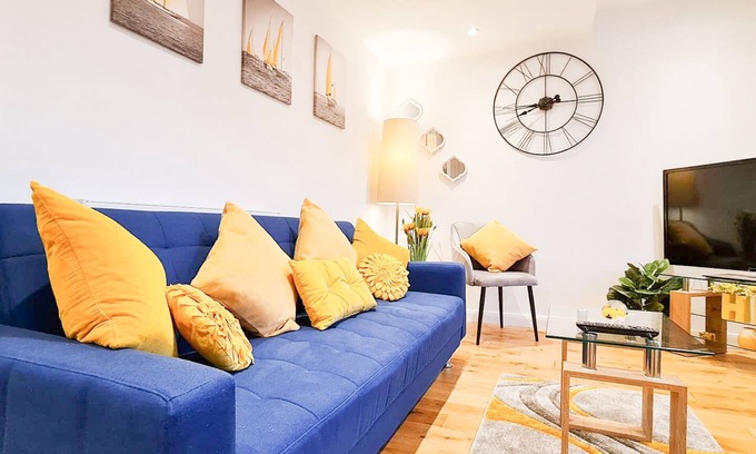Brighton City Centre Apartment | Beautifully presented 4 bedroom flat in a great location