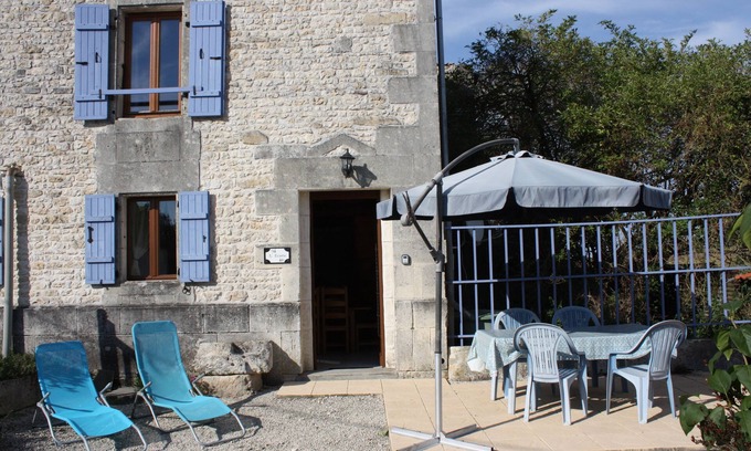 Antezant-la-Chapelle Other | Beautifully restored rural farmhouse with pool, in convenient location