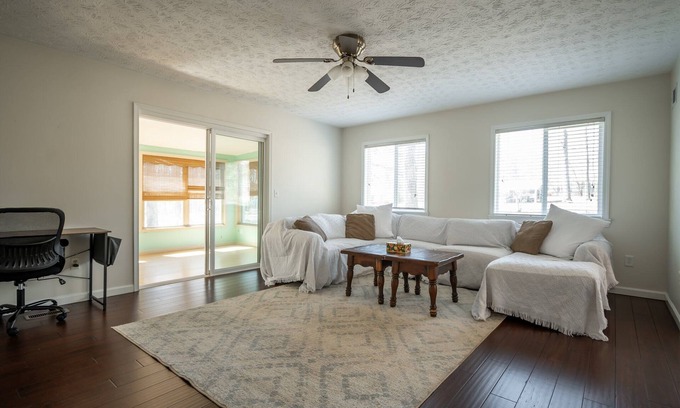 Winterville House | Beaverdam Creek Escape with yard