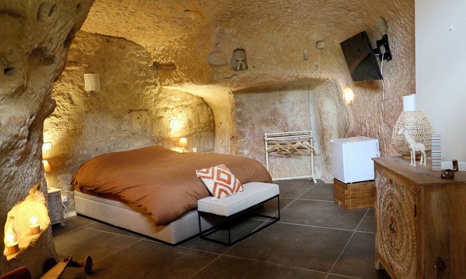 Beaumont House | Bed and breakfast near Futuroscope - La troglodyte