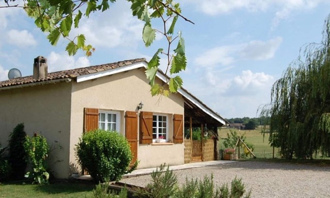 Monclar Cottage | Bed and breakfast gites de france on the contry perigord