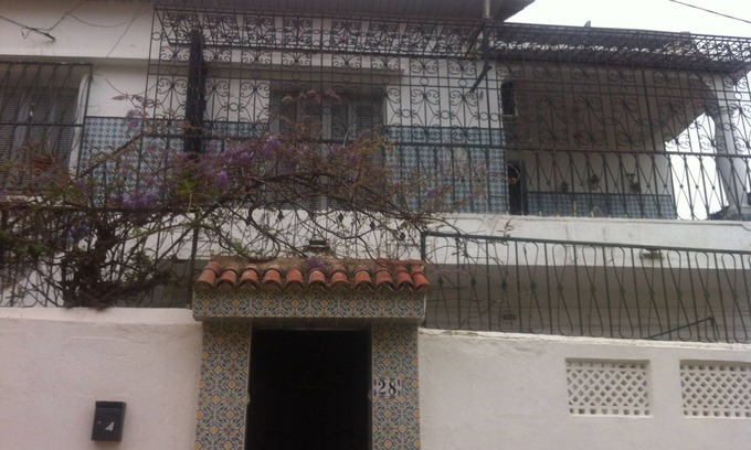 Algiers House | Bed and breakfast in a beautiful house with a superb view