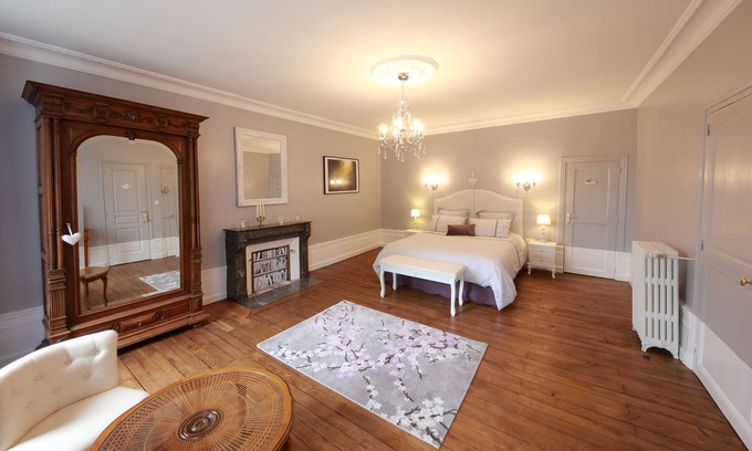 Latille House | Bed and Breakfast La Loge des Fées Ch. Lorelei
