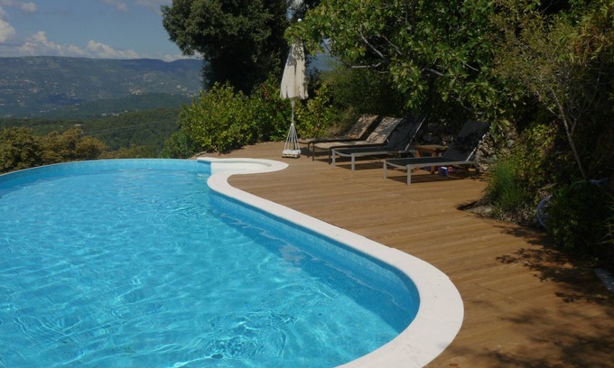 Peille House | Bed and Breakfast "La Vela"