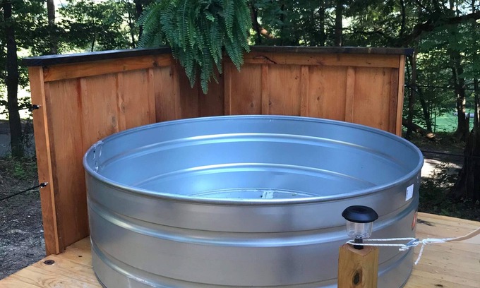 Victor RV Rental | Bee Glamping Farm offers a unique and Romantic Escape you will love.