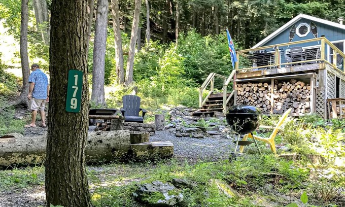 Hubbardton House | Beebe Pond Paradise