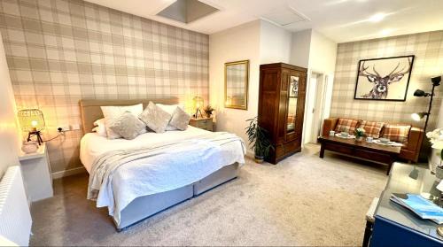 Blairgowrie Bed & Breakfast | Beechtree Cottage, Cairngorm Suite, Kirkmichael