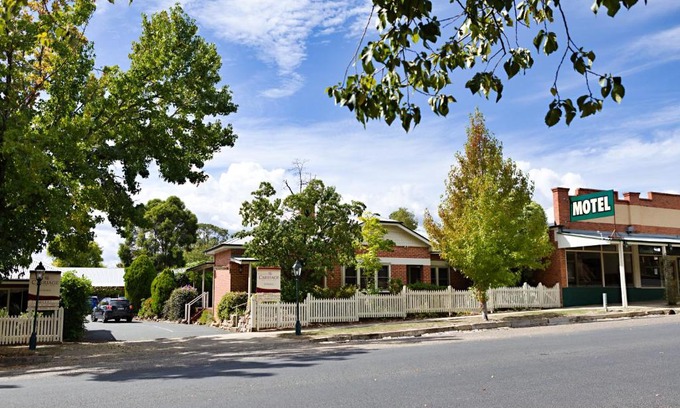 Beechworth Hotel | Beechworth Carriage Motor Inn