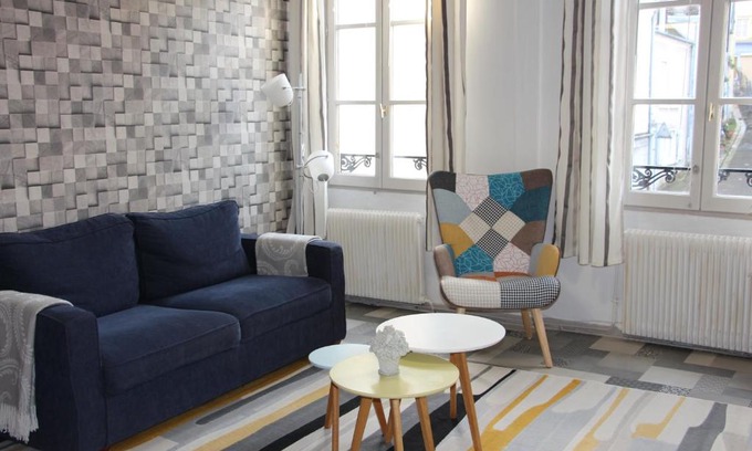 Chartres Apartment | BEGUINES